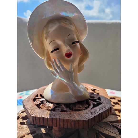 Lefton Other - ** HOST PICK ** Vintage Lefton White Iridescent Nurse Head Vase